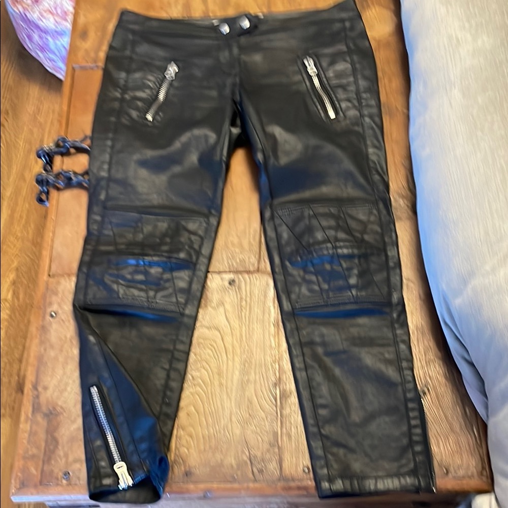 Isabel Marant pour H&M Black Ankle Cropped Pants with Quilted Knee Panels